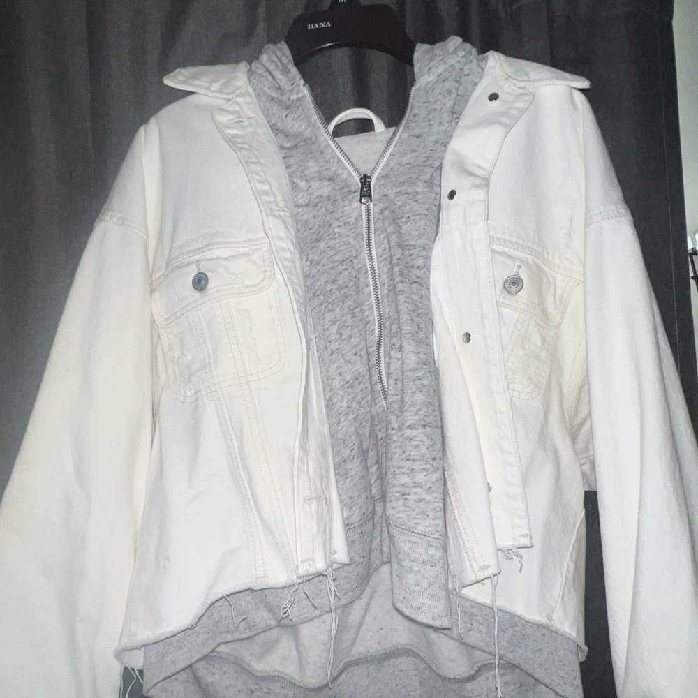 White hoodie denim jacket 🤍